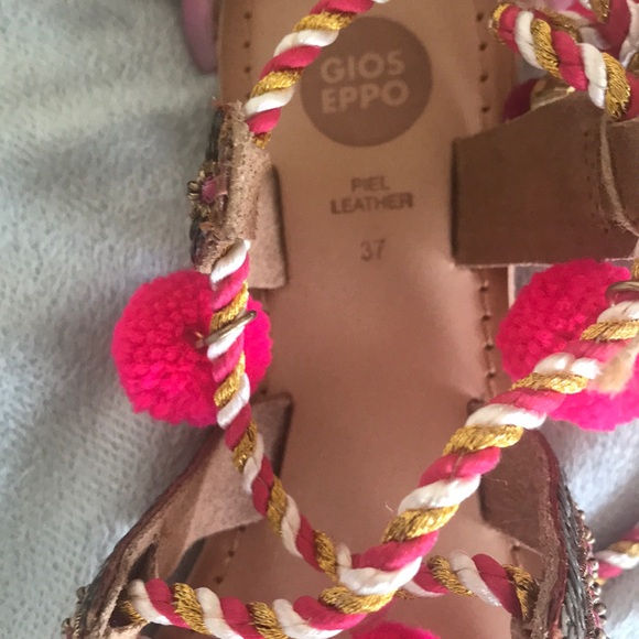 Tie😍 up sandals😍 - Picture 3 of 5